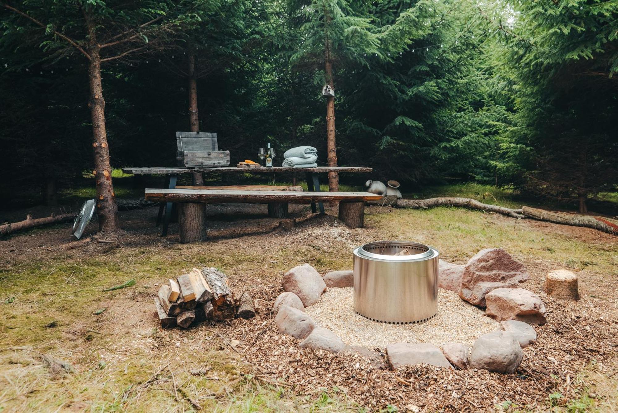Cosy Forest Lodge Penrhos  Exterior foto