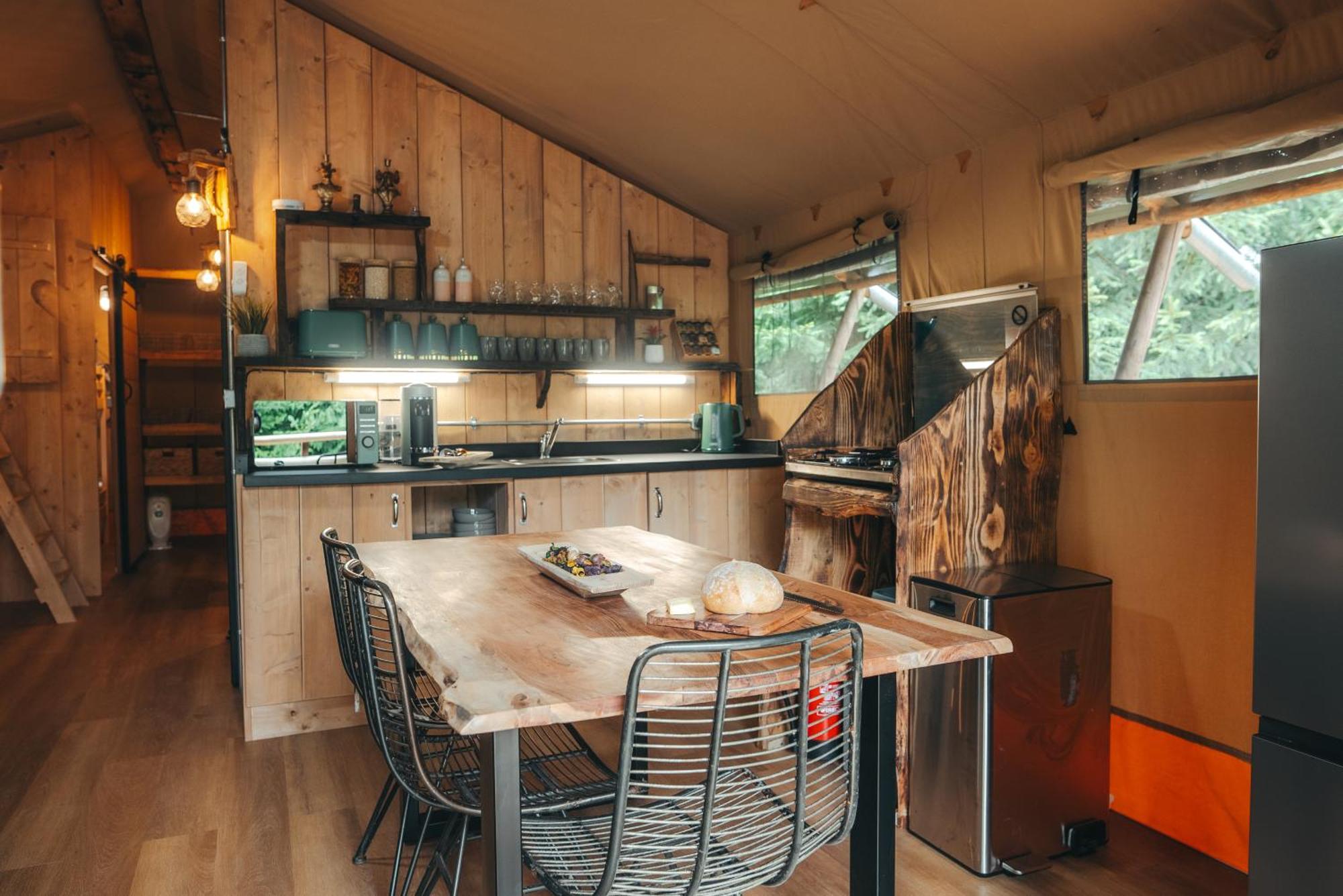 Cosy Forest Lodge Penrhos  Exterior foto